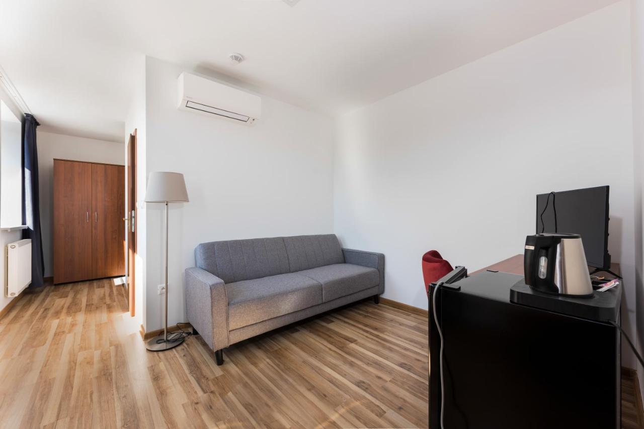Penzion Sessler *** Trnava Ngoại thất bức ảnh