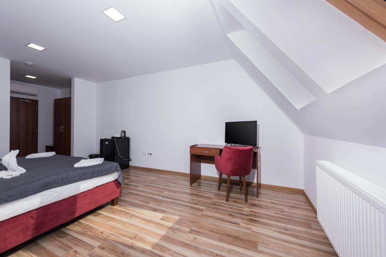 Penzion Sessler *** Trnava Ngoại thất bức ảnh