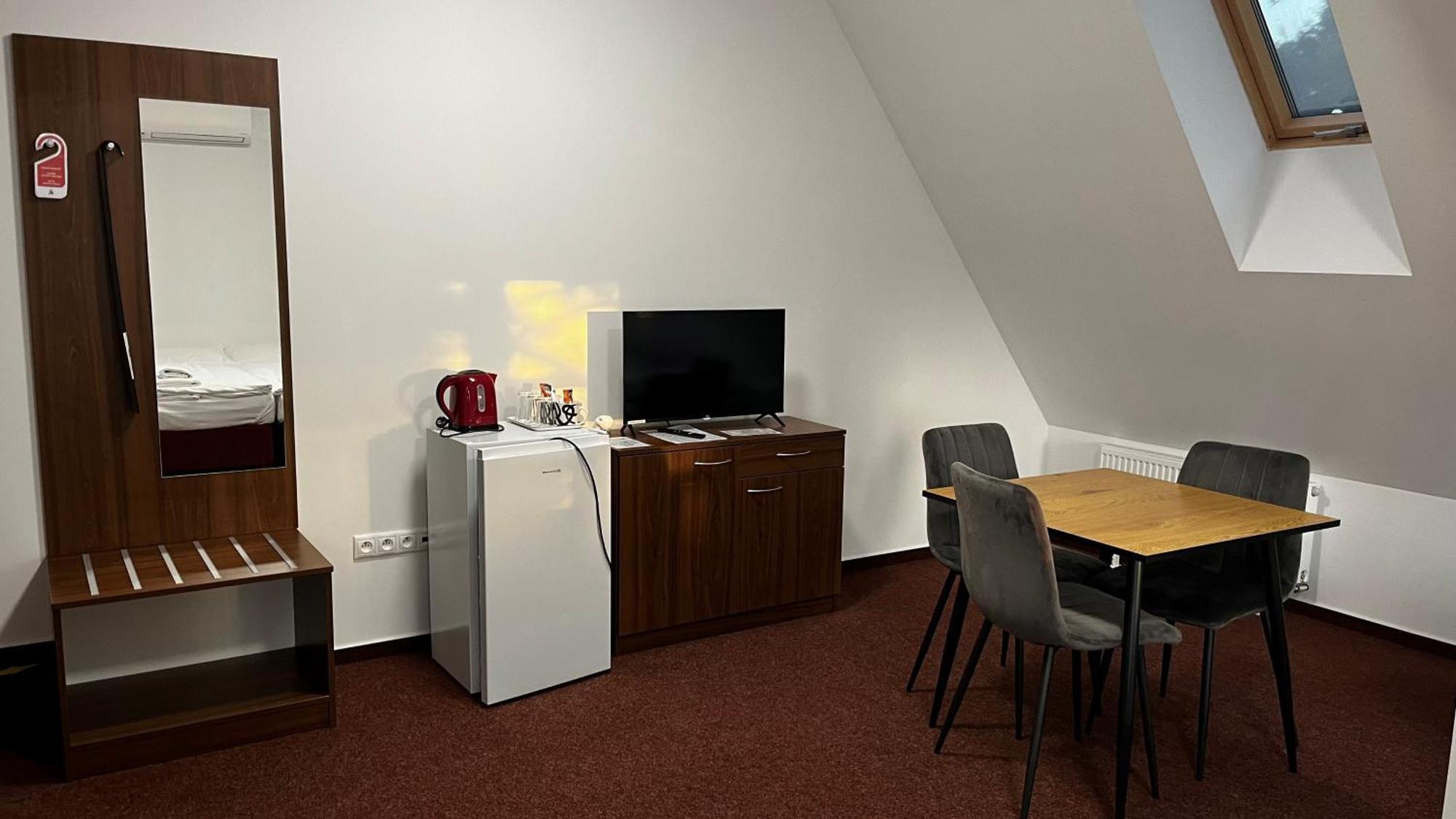 Penzion Sessler *** Trnava Ngoại thất bức ảnh
